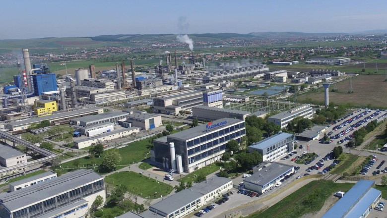 Bolojan: Romgaz preia Azomureș pentru a susține producția de îngrășăminte în agricultura românească și a menține prețurile constante 1 bolojan romgaz a preluat azomures salveaza productia de ingrasaminte pentru agricultura din romania si va asigura preturi stabile 6a1af7745c912
