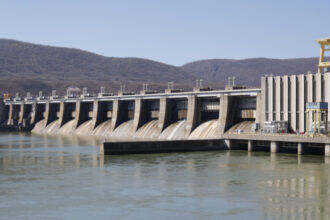 hidroelectrica a semnat un contract de 188 de milioane de euro pentru a moderniza centrala hidroelectrica raul mare retezat 6a0f629ea944c