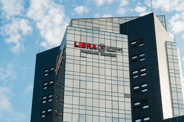 libra lanseaza contul online 2 in 1 solutia prin care contul personal si cel de firma pot fi deschise simultan 6a0c18fee7eae