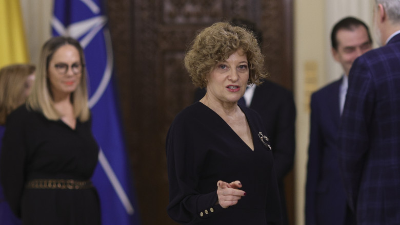 Oana Gheorghiu: Listarea la bursă, un pas benefic pentru viitorul Poștei Române 1 listarea la bursa este un lucru sanatos pentru statul roman ce spune oana gheorghiu despre viitorul postei romane 6a16cab3c7020