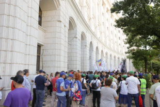 angajatii din sistemul fiscal continua protestele fata de noua lege a salarizarii care sunt nemultumirile 6a1eaa50bb694