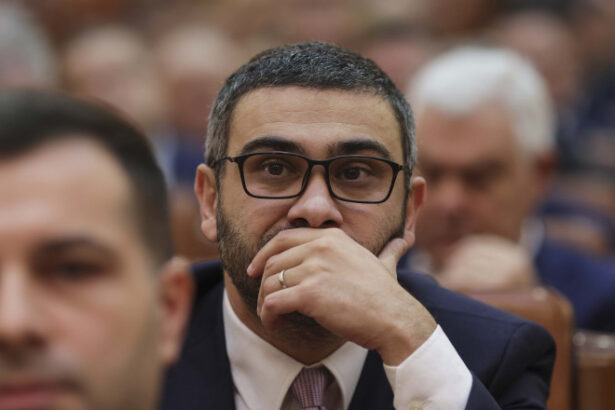 exclusiv ce spune fostul ministru al muncii despre noua lege a salarizarii nu pot sa dau opinii pe o lege pe care n am citit o 6a43dcf7ee1a0