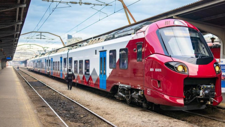 noi trenuri electrice intra in circulatie pe ruta bucuresti nord cluj napoca si retur 6a43d5efc89a8