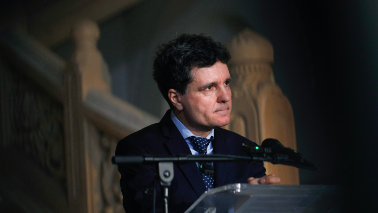 Nicușor Dan solicită Parlamentului să revizuiască schimbările propuse în legea minelor. Ce aspecte sunt contestate? 1 presedintele nicusor dan a cerut parlamentului reexaminarea modificarilor din legea minelor ce prevederi contesta 6a314bd3cb504