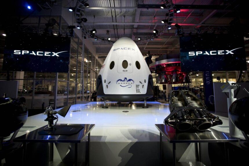 spacex debuteaza spectaculos la bursa si il transforma pe elon musk in primul trilionar din lume 6a2c3939e5a06
