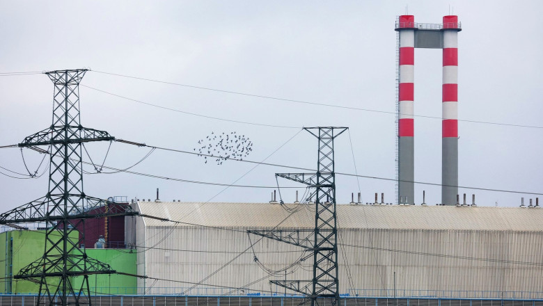 ungaria reduce productia de energie la centrala nucleara paks dupa ce temperatura dunarii a atins un prag critic 6a409f49cfb94