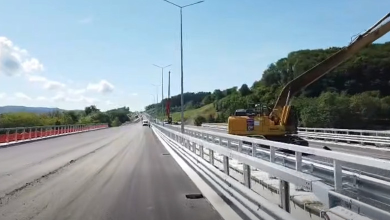 video avans pe autostrada sibiu pitesti seful cnair anunta ca un tronson ar putea fi deschis cu sase luni inainte de termen 6a217c436ef14