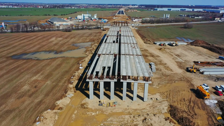 România stagnează: fără noi autostrăzi în 2026, dar cu promisiunea a 250 km până la sfârșitul anului 1 video romania bate pasul pe loc niciun kilometru nou de autostrada inaugurat in 2026 sperante pentru 250 km pana la finalul anului 6a1e9798500ce