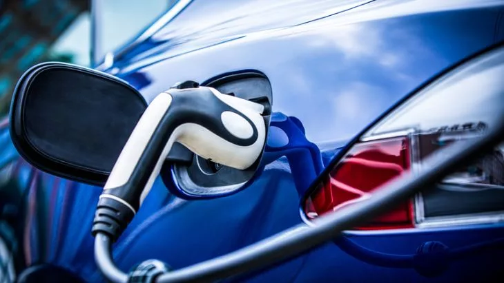 Criza combustibililor din Rusia stimulează cererea de automobile electrice 1 deficitul de combustibili din rusia a dus la o explozie a cererii pentru masini electrice 6a47b1f6e244a